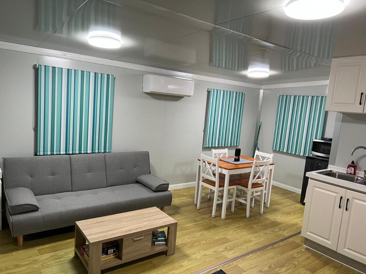 White Cliffs Self Contained Cabin Accommodation 외부 사진