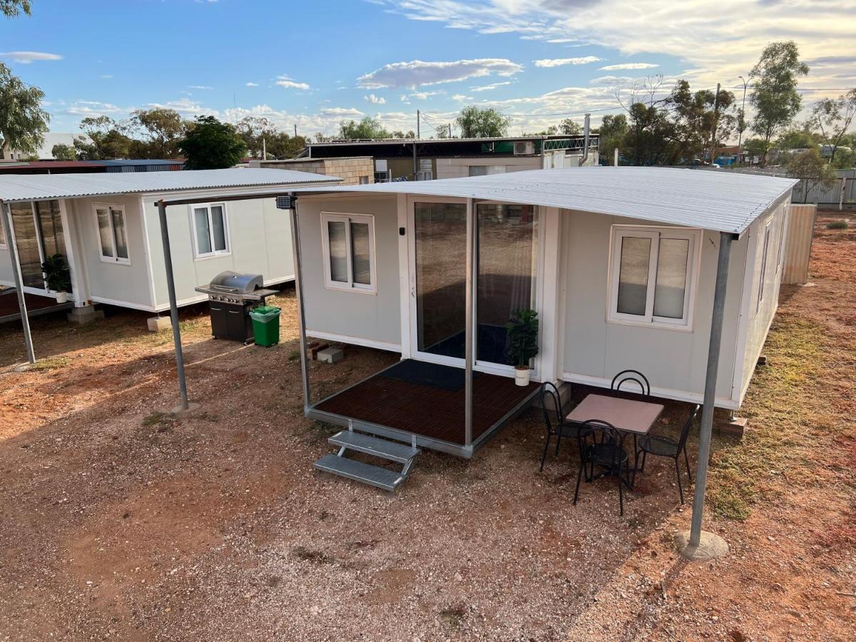 White Cliffs Self Contained Cabin Accommodation 외부 사진