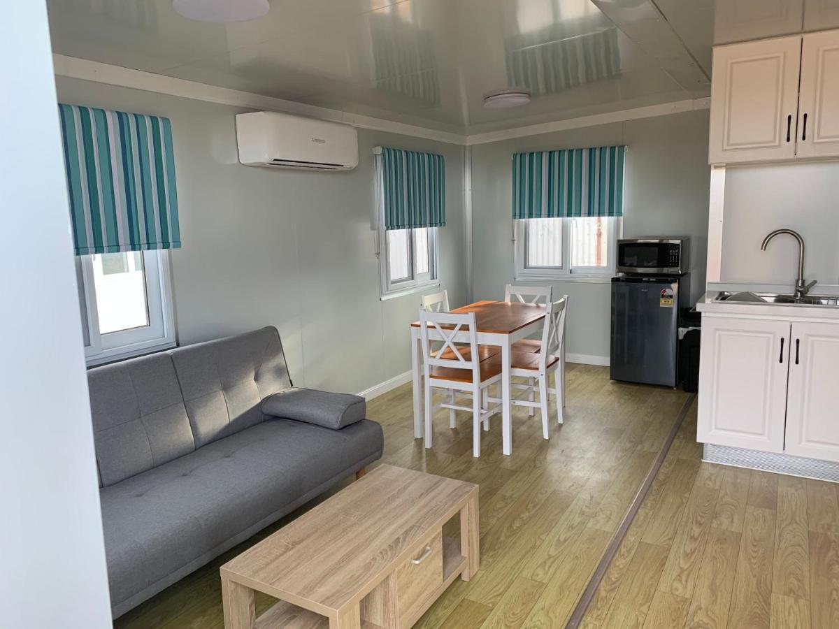 White Cliffs Self Contained Cabin Accommodation 외부 사진