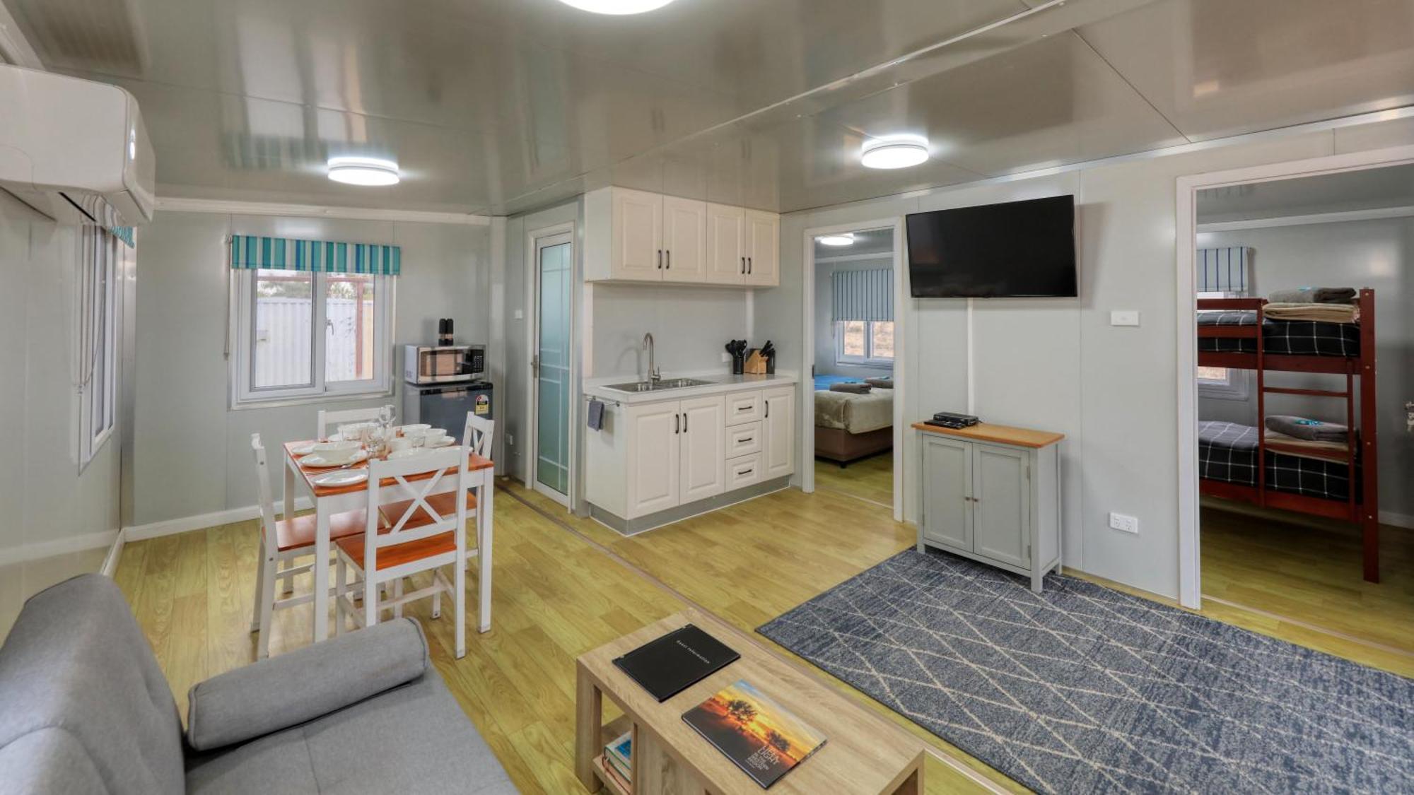 White Cliffs Self Contained Cabin Accommodation 외부 사진